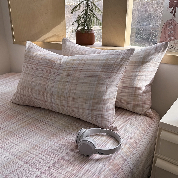 91家纺网 家纺一手货源 找家纺 爱思佳 2026新款全棉双层纱混搭格子系列四件套 紫-逐风