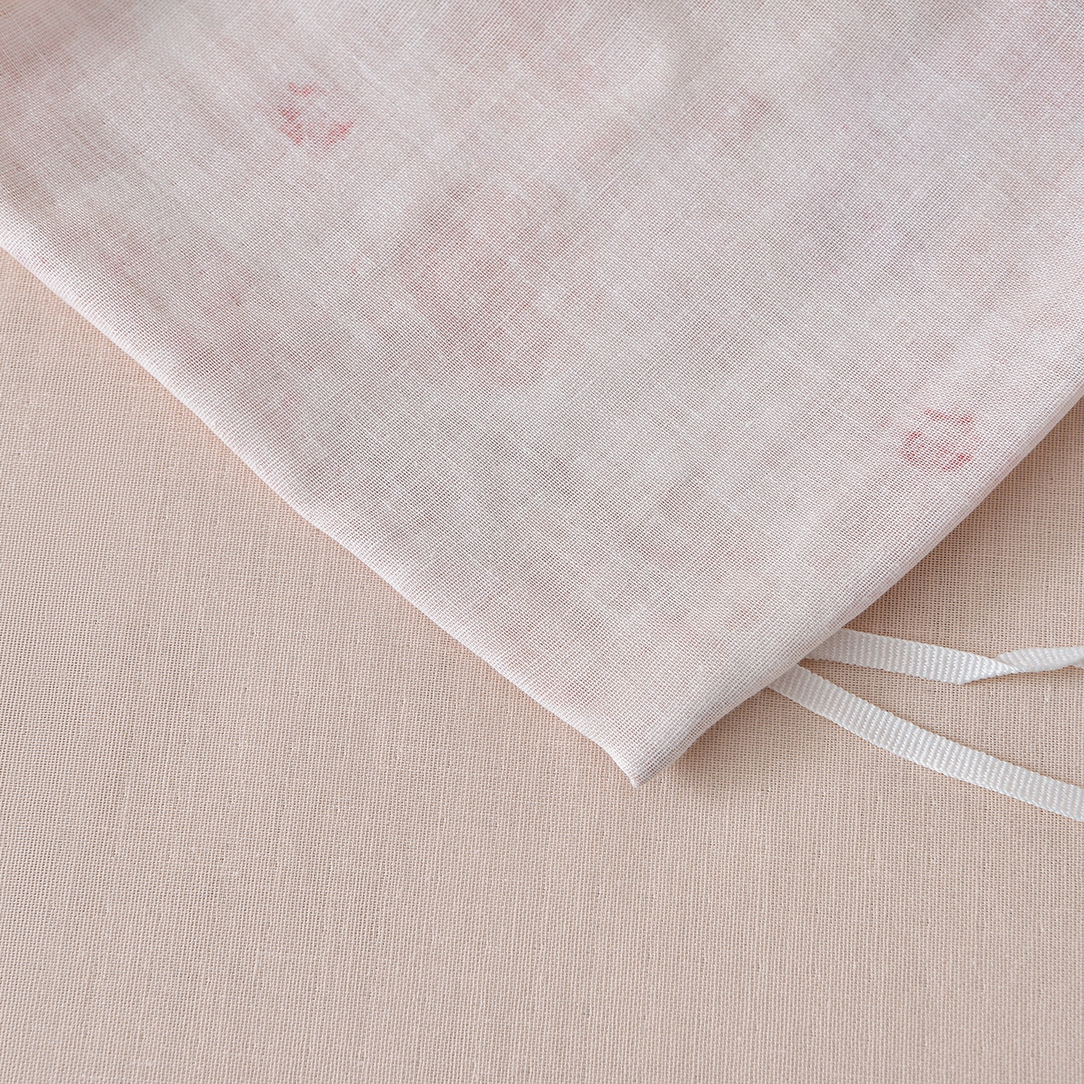 91家纺网 家纺一手货源 找家纺 金昱纺 2026新款全棉纯棉双层纱印花四件套 风谷幽兰-粉