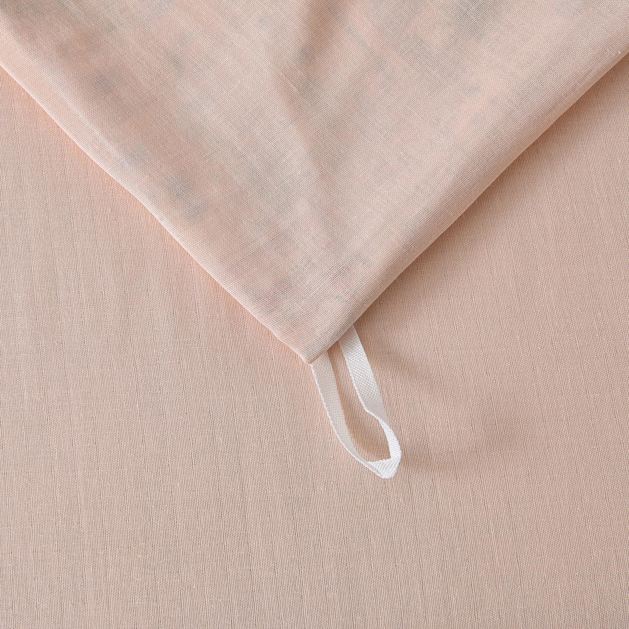 91家纺网 家纺一手货源 找家纺 金昱纺 2026新款全棉纯棉双层纱印花四件套 浪漫小镇-粉