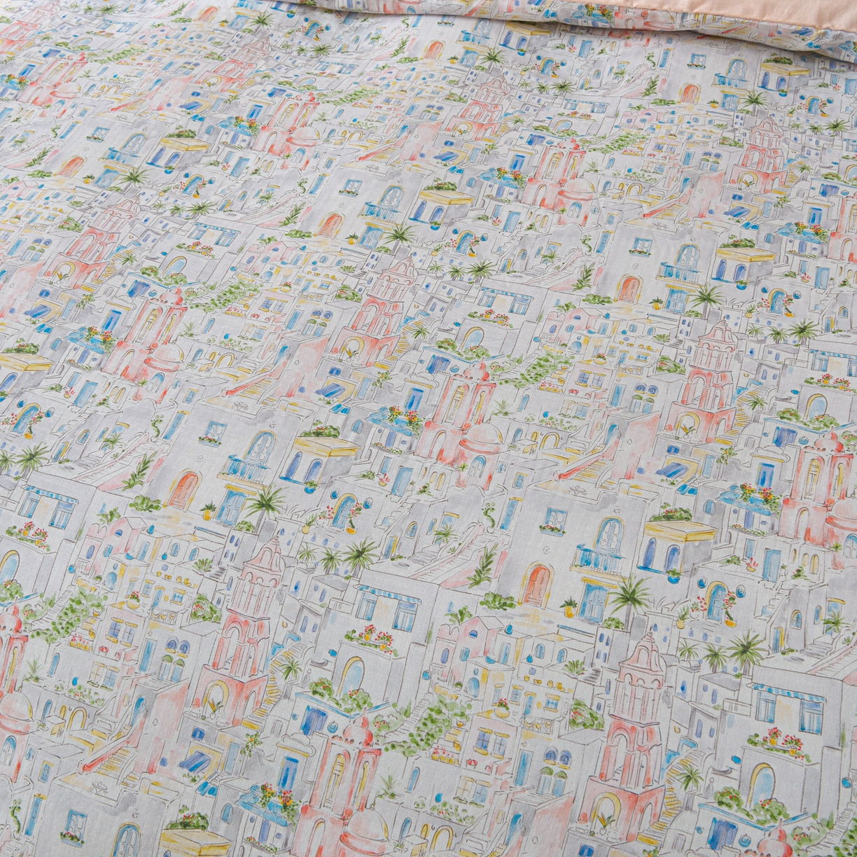 91家纺网 家纺一手货源 找家纺 金昱纺 2026新款全棉纯棉双层纱印花四件套 浪漫小镇-粉