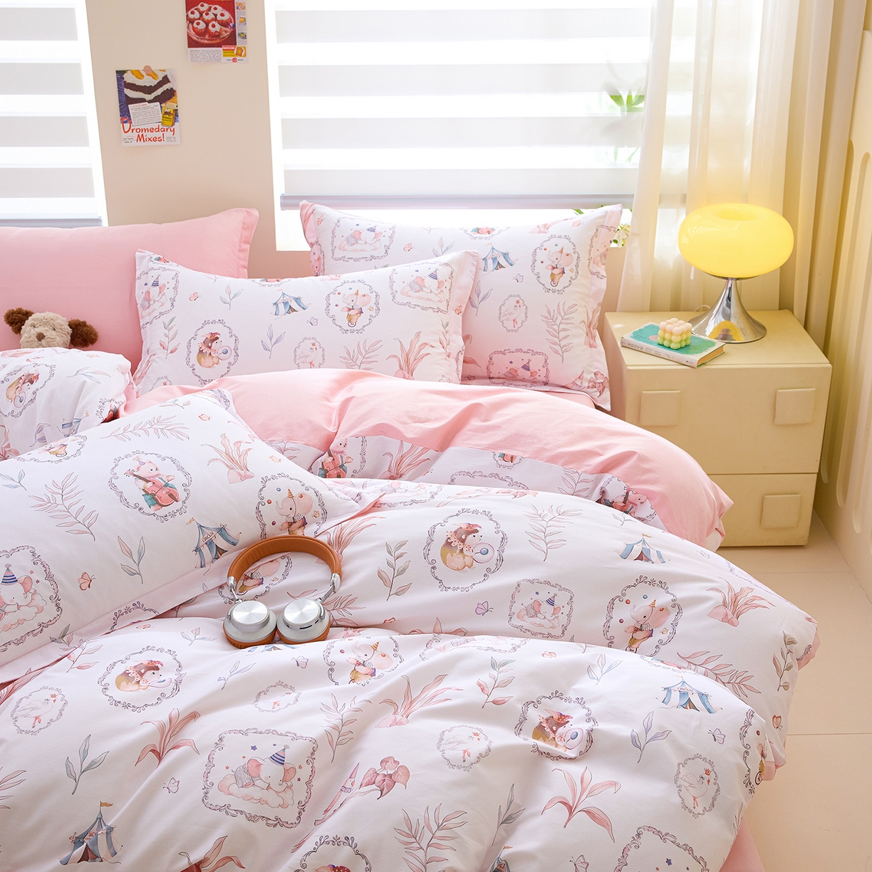 91家纺网 家纺一手货源 找家纺 元元家居（元元被业） 2026新款全棉13372套件及单品【印花款】-三件套 乐园粉