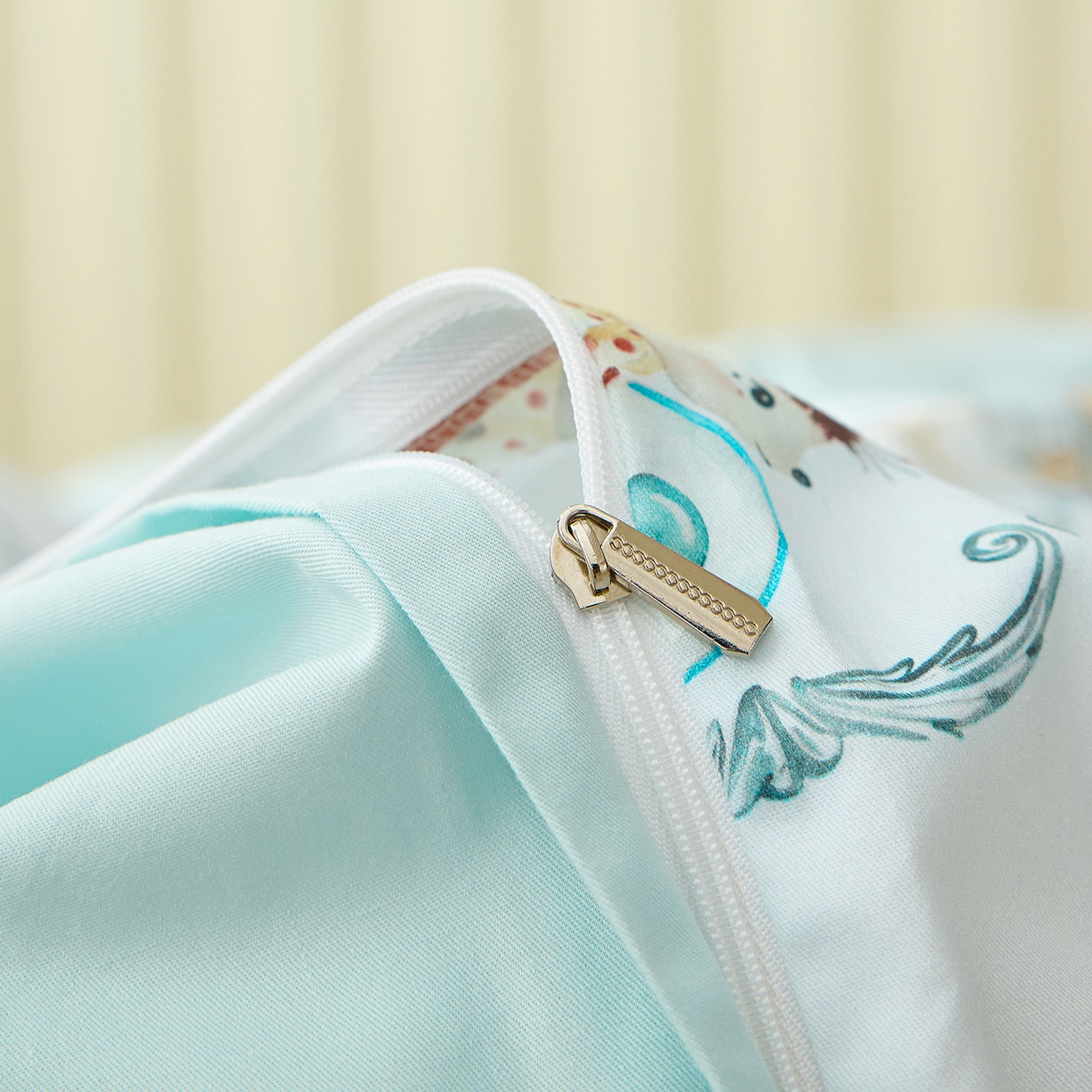 91家纺网 家纺一手货源 找家纺 元元家居（元元被业） 2026新款全棉13372套件及单品【印花款】-四件套 乐园绿