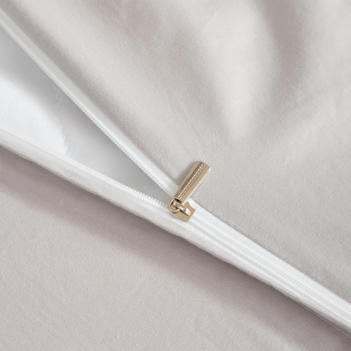 91家纺网 家纺一手货源 找家纺 元元家居（元元被业） 2026新款全棉纯棉13372印花两用夏被夏凉被空调被四件套 非凡