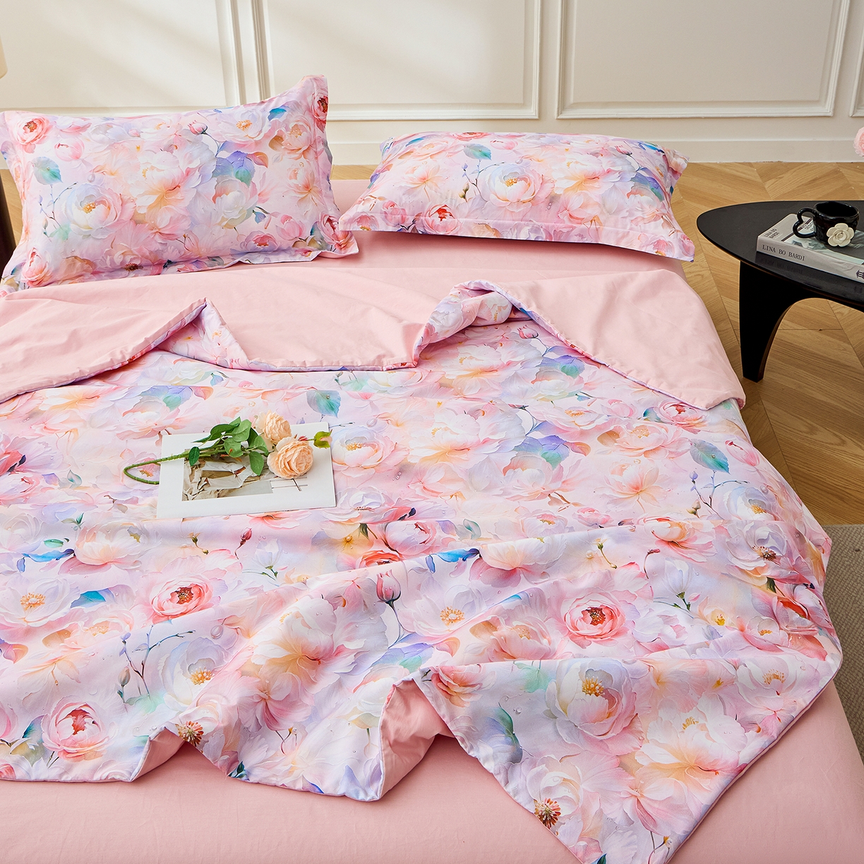 91家纺网 家纺一手货源 找家纺 元元家居（元元被业） 2026新款全棉纯棉13372印花两用夏被夏凉被空调被四件套 凝珠