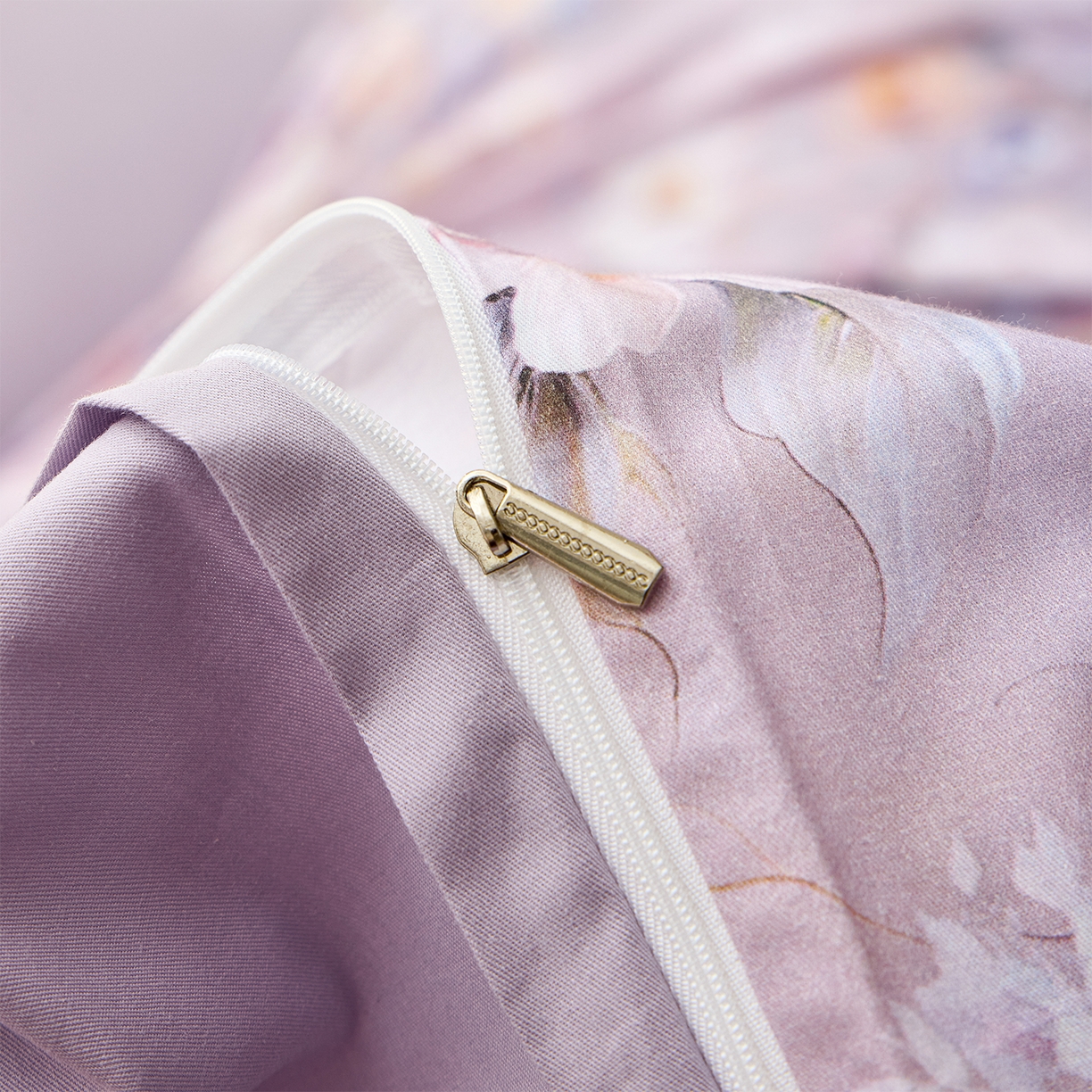 91家纺网 家纺一手货源 找家纺 元元家居（元元被业） 2026新款全棉13372套件及单品【印花款】-单被套 花漾紫