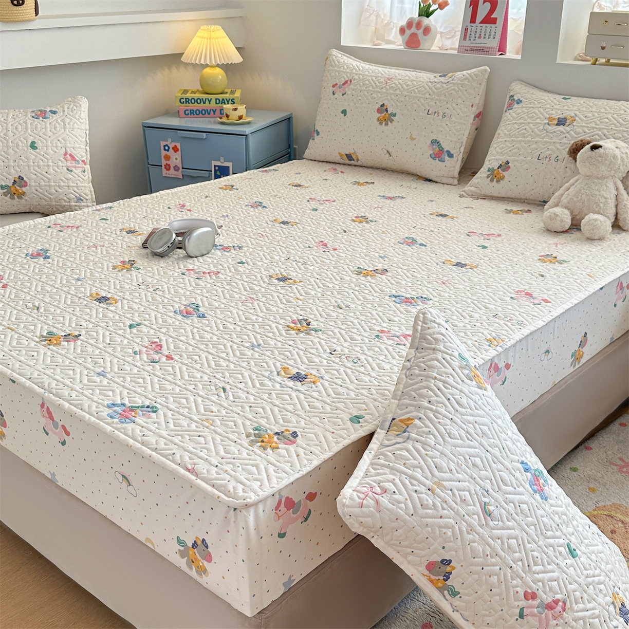 91家纺网 家纺一手货源 找家纺 （总）忘忧草 2026新款清新简约全棉印花夹棉床笠