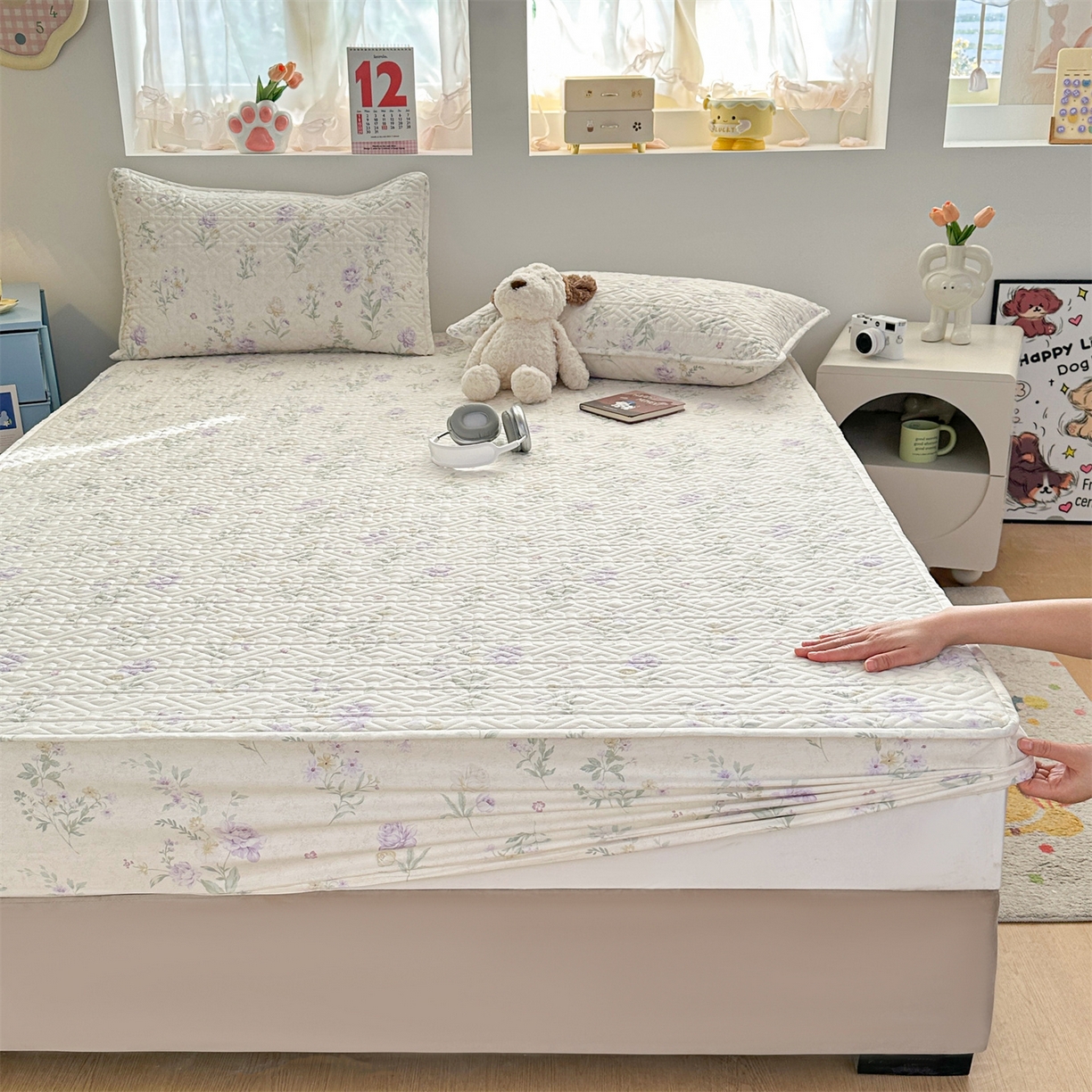 91家纺网 家纺一手货源 找家纺 忘忧草 2026新款清新简约全棉印花夹棉床笠 芜晴花-紫