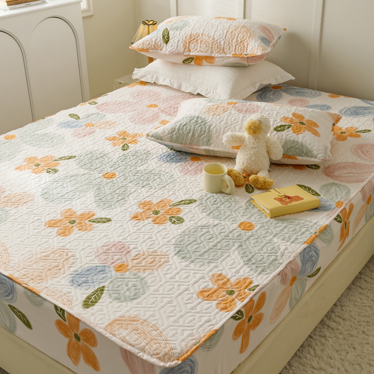 91家纺网 家纺一手货源 找家纺 忘忧草 2026新款清新简约全棉印花夹棉床笠 秋洛