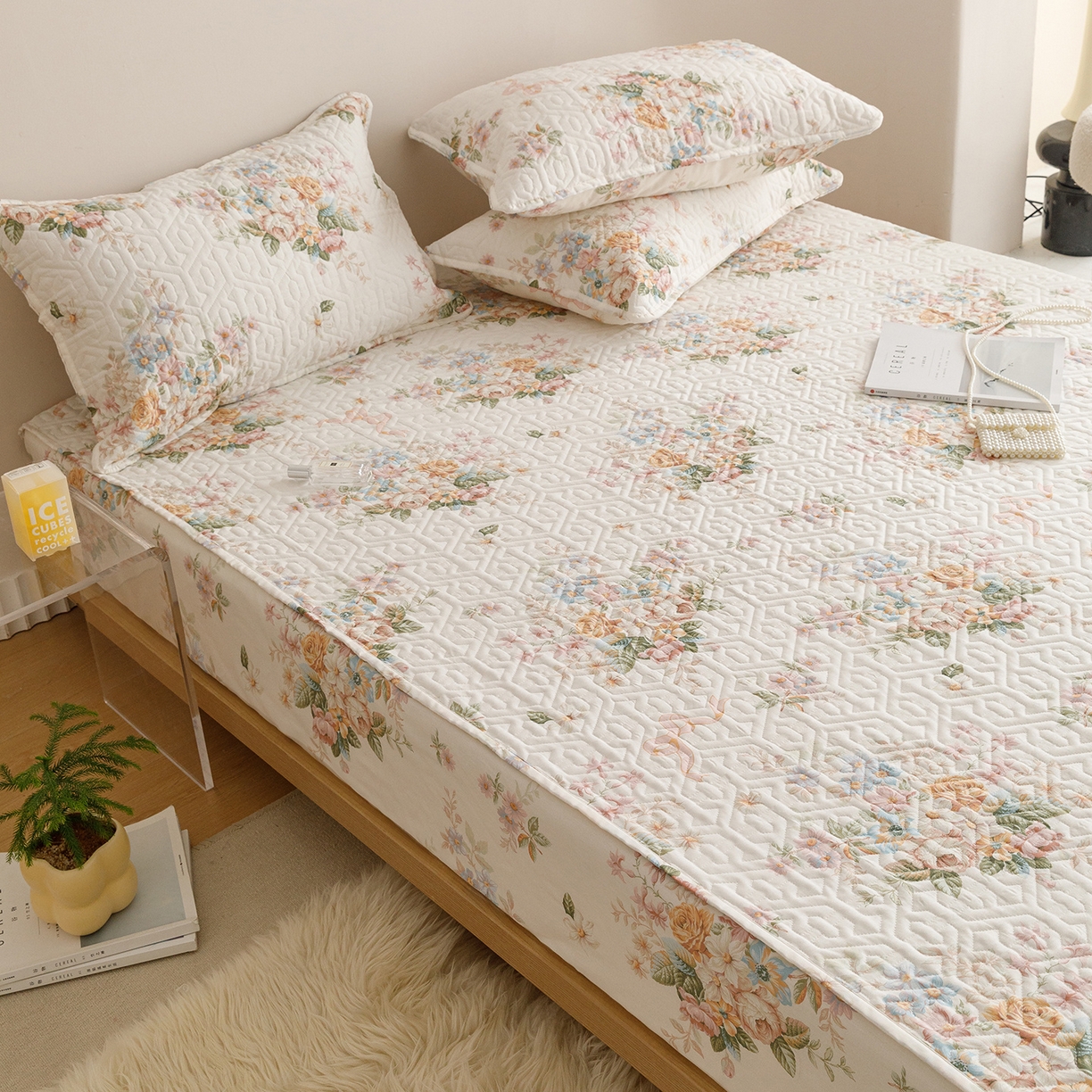 91家纺网 家纺一手货源 找家纺 忘忧草 2026新款清新简约全棉印花夹棉床笠 花期如梦