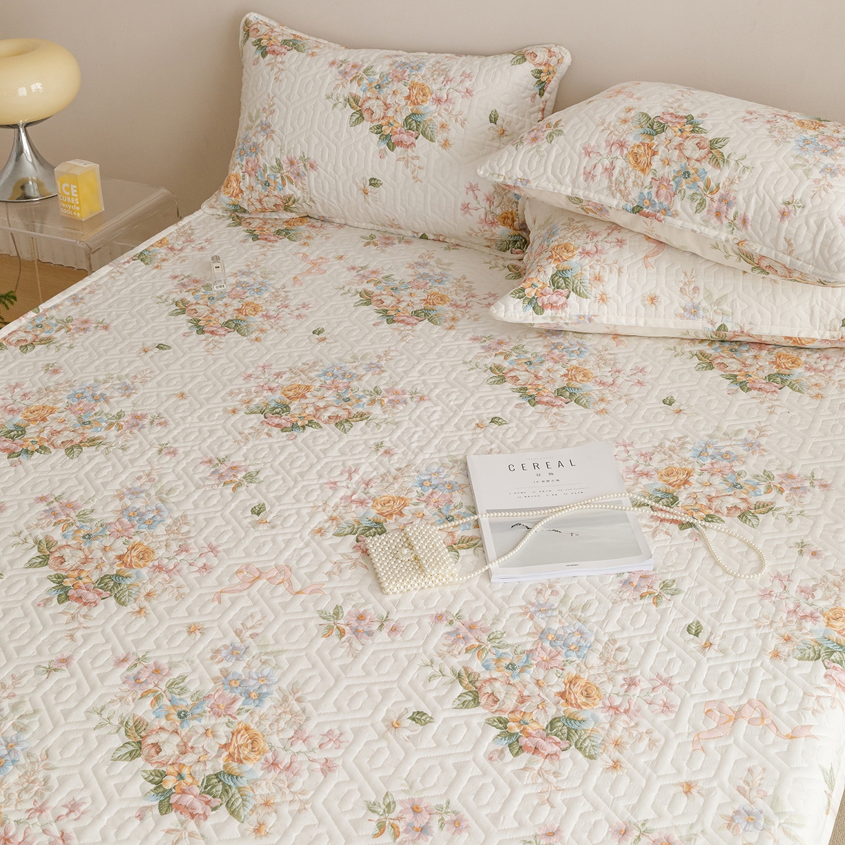 91家纺网 家纺一手货源 找家纺 忘忧草 2026新款清新简约全棉印花夹棉床笠 花期如梦