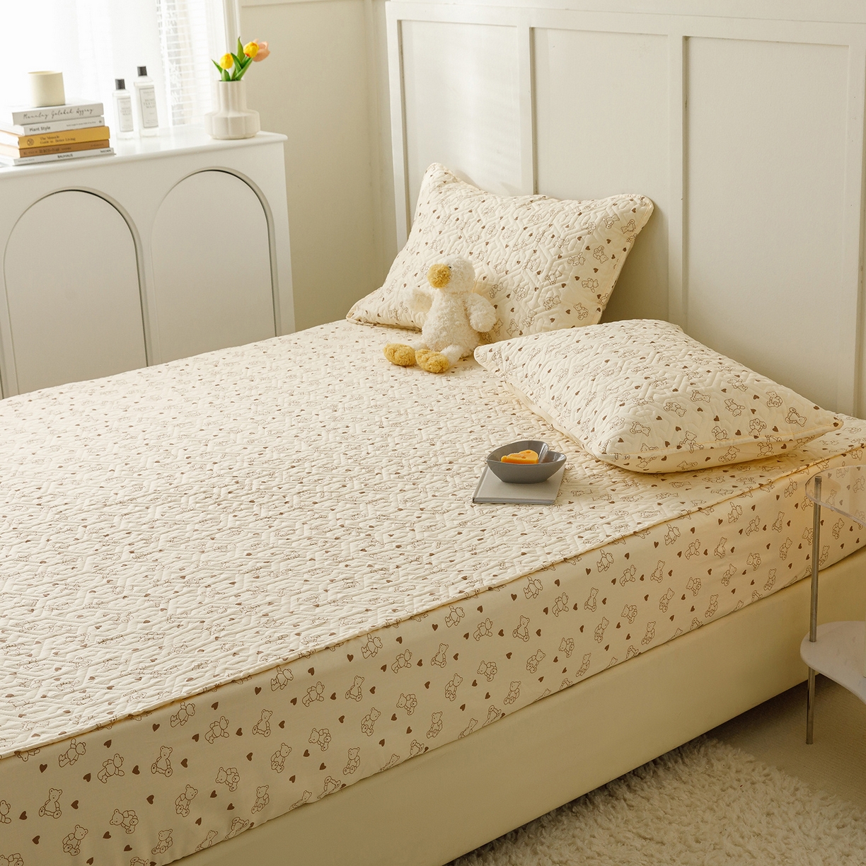 91家纺网 家纺一手货源 找家纺 忘忧草 2026新款清新简约全棉印花夹棉床笠 贝贝熊