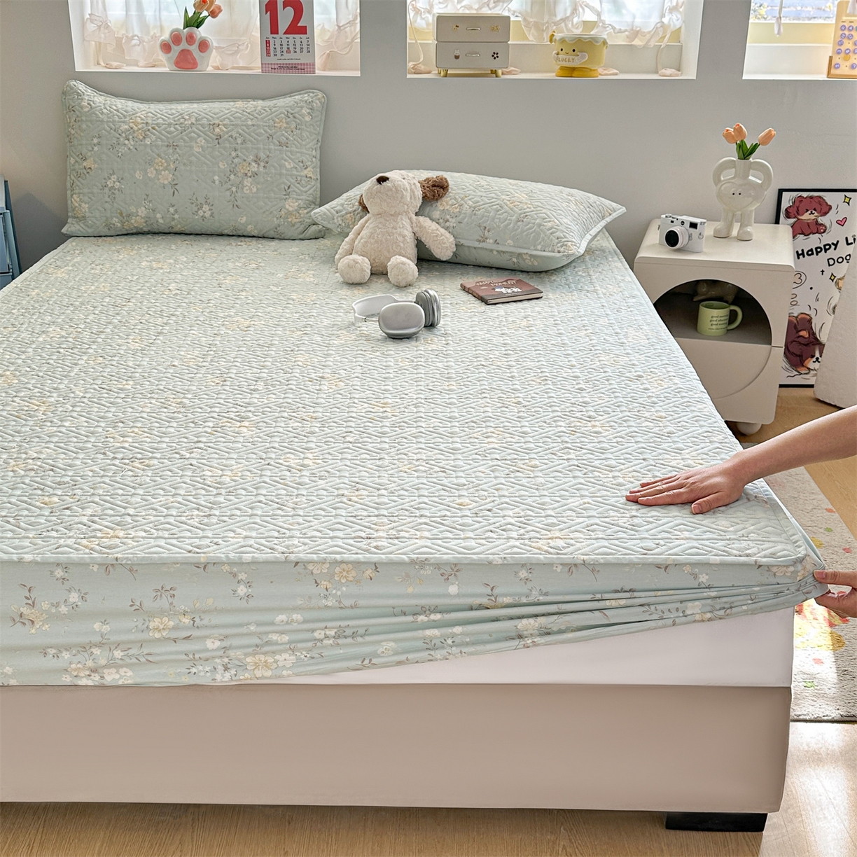 91家纺网 家纺一手货源 找家纺 忘忧草 2026新款清新简约全棉印花夹棉床笠 苏林-绿