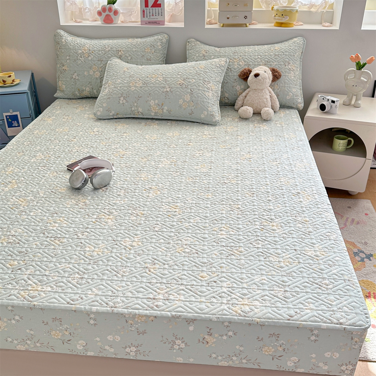 91家纺网 家纺一手货源 找家纺 忘忧草 2026新款清新简约全棉印花夹棉床笠 苏林-绿