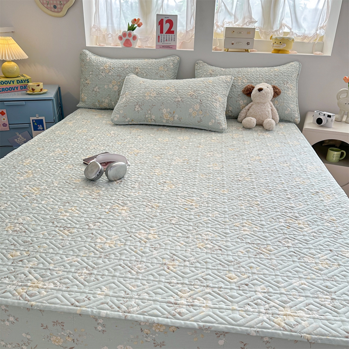 91家纺网 家纺一手货源 找家纺 忘忧草 2026新款清新简约全棉印花夹棉床笠 苏林-绿