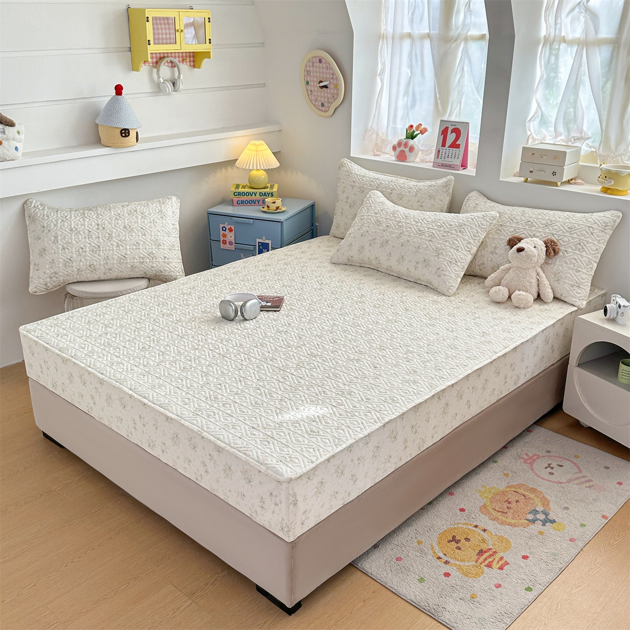 91家纺网 家纺一手货源 找家纺 忘忧草 2026新款清新简约全棉印花夹棉床笠 荷叶邮差