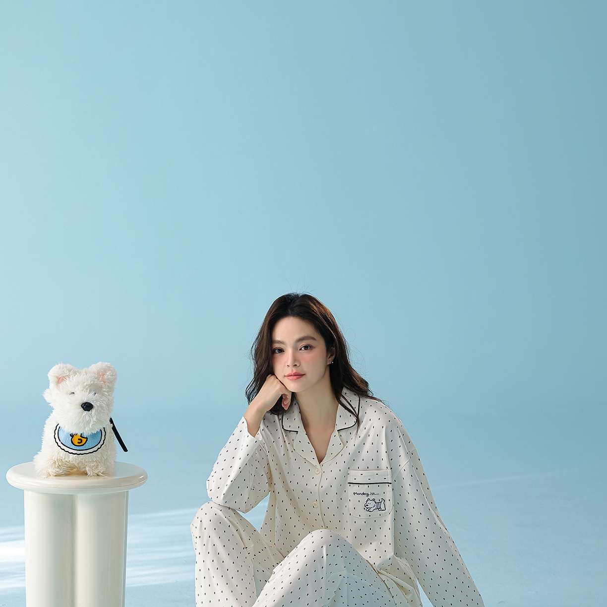 91家纺网 家纺一手货源 找家纺 妍景家居生活馆 2026新款新疆棉情侣款翻领黑白波点套装 白色波点