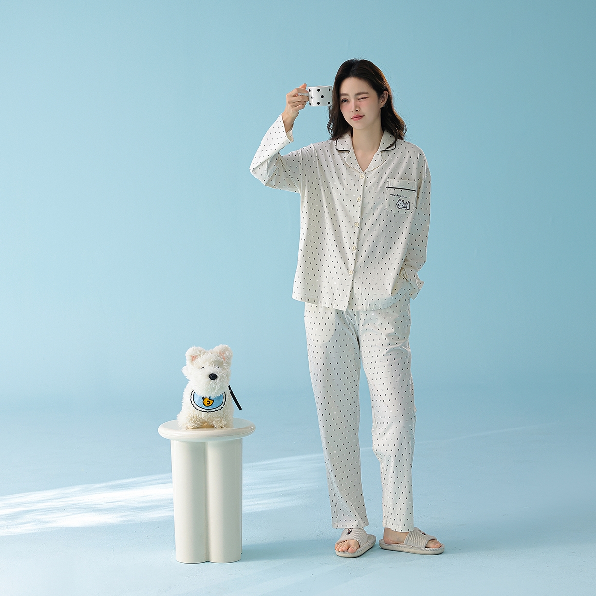 91家纺网 家纺一手货源 找家纺 妍景家居生活馆 2026新款新疆棉情侣款翻领黑白波点套装 白色波点