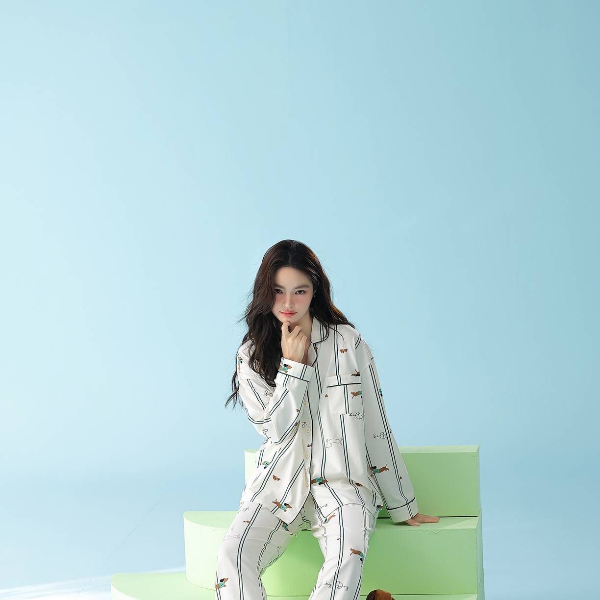 91家纺网 家纺一手货源 找家纺 （总）妍景家居生活馆 2026新款新疆棉情侣款翻领竖条腊肠狗狗