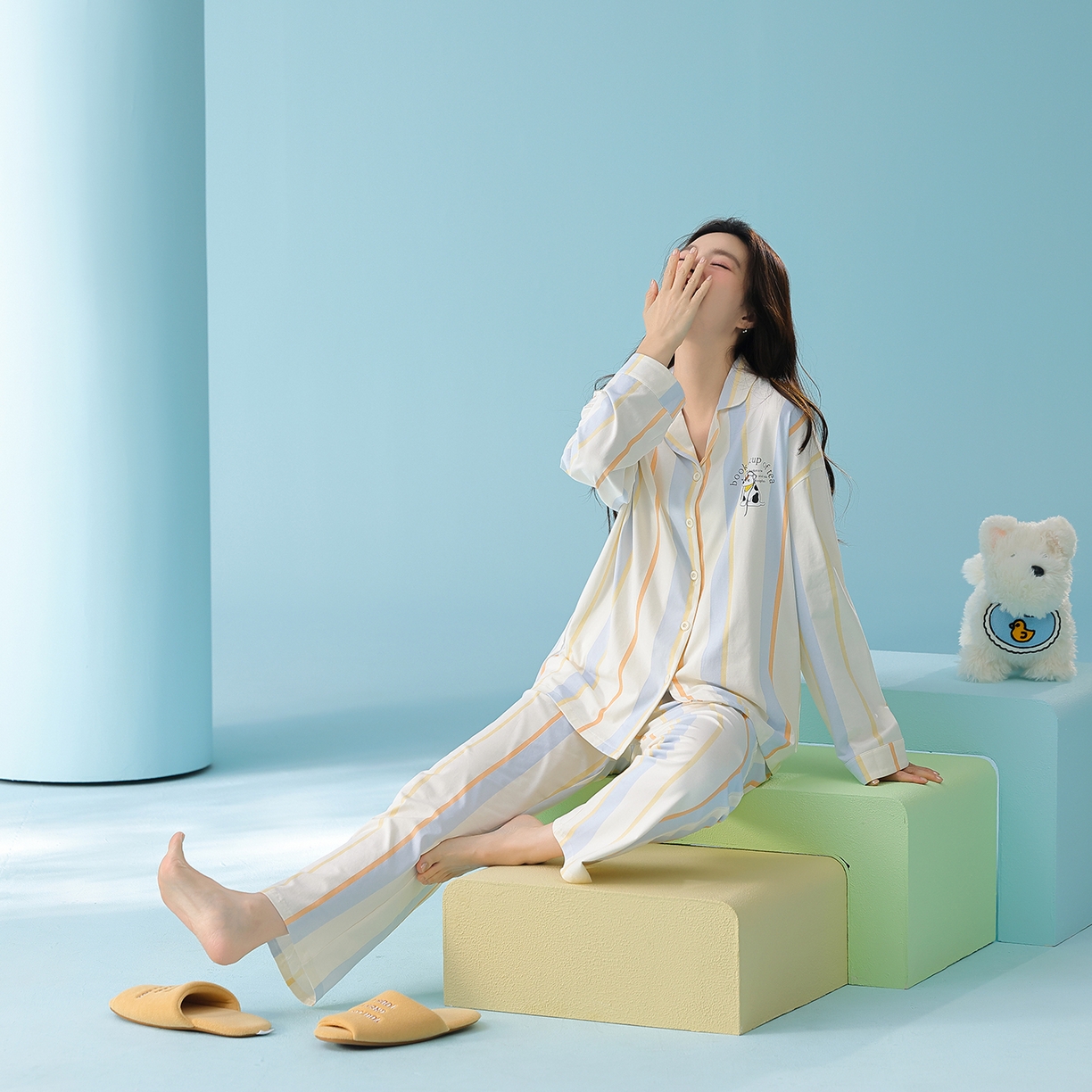 91家纺网 家纺一手货源 找家纺 （总）妍景家居生活馆 2026新款新疆棉情侣款翻领撞色条纹小狗