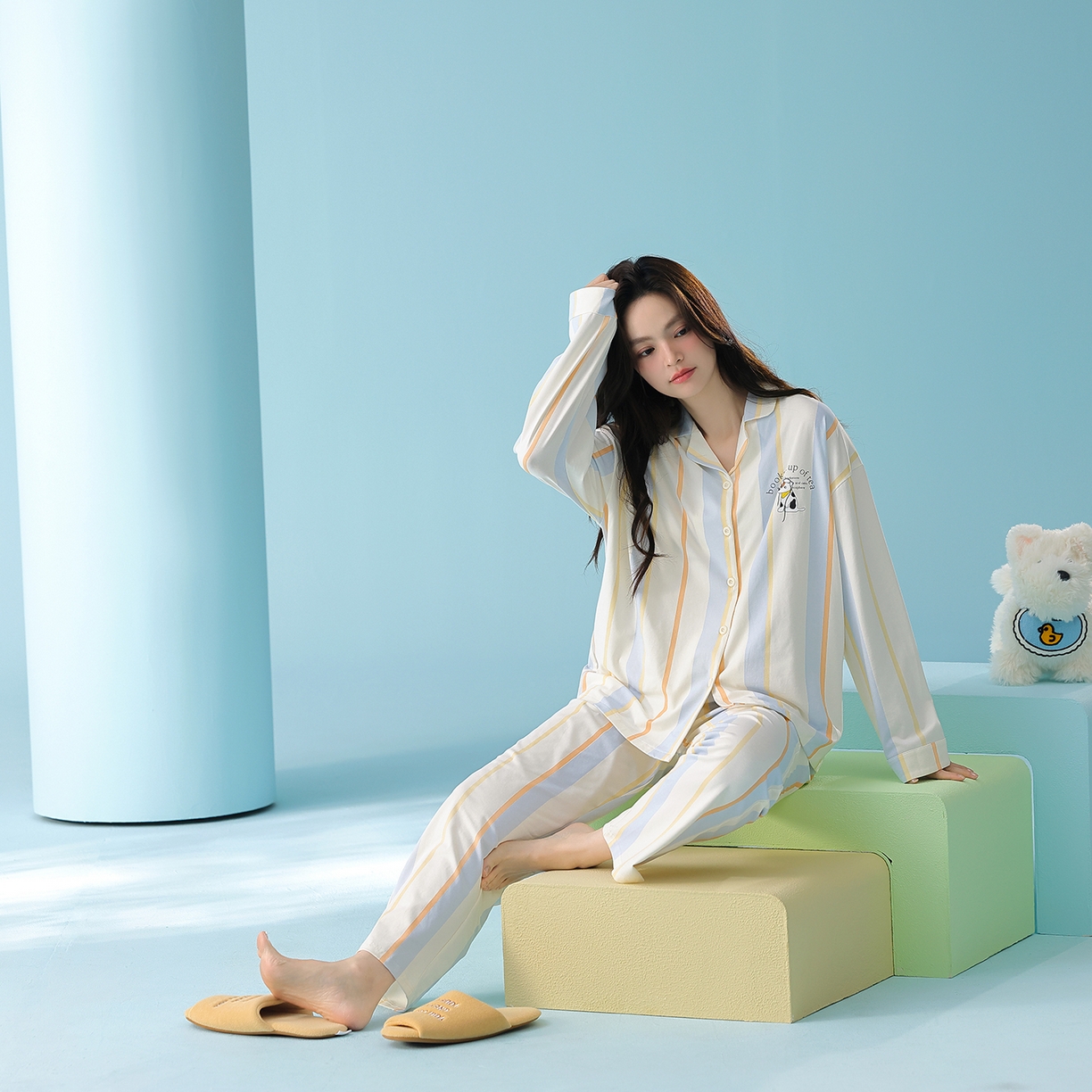 91家纺网 家纺一手货源 找家纺 （总）妍景家居生活馆 2026新款新疆棉情侣款翻领撞色条纹小狗