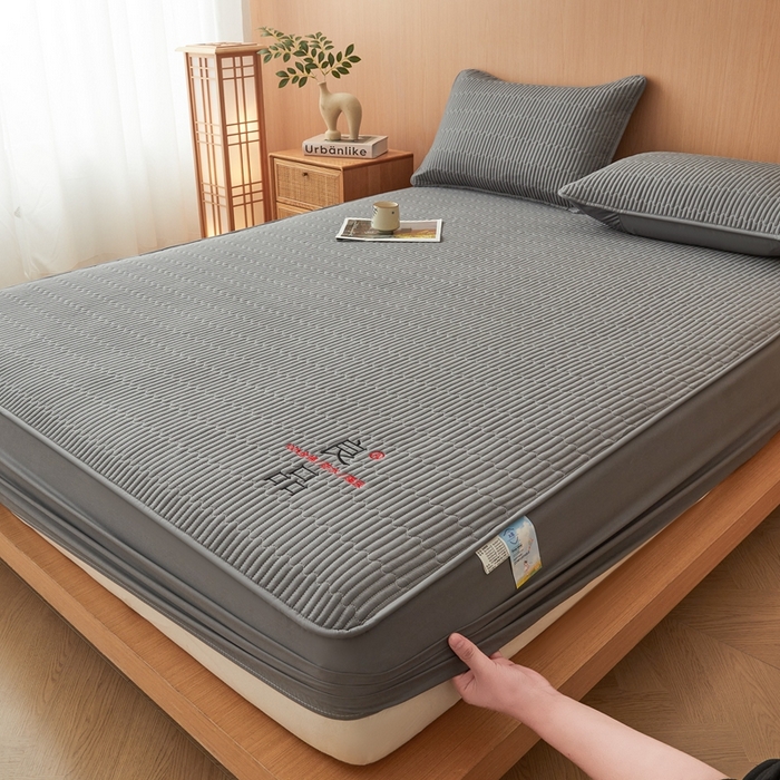 91家纺网 家纺一手货源 找家纺 邵依家纺 2026新款良品夹棉防水床笠纯棉床笠夹棉床笠 良品-石墨灰