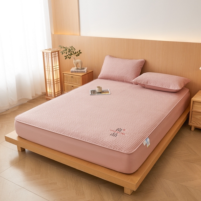 91家纺网 家纺一手货源 找家纺 邵依家纺 2026新款良品夹棉防水床笠纯棉床笠夹棉床笠 良品-胭脂红