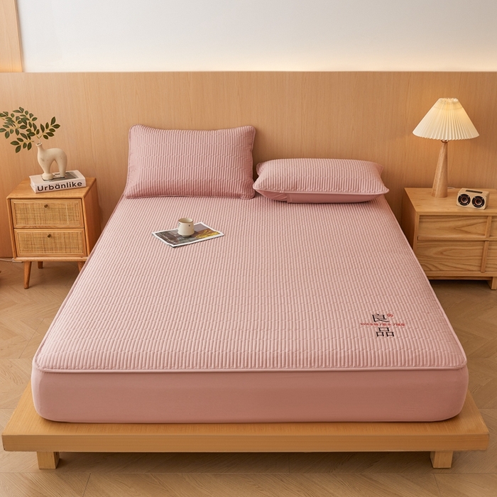 91家纺网 家纺一手货源 找家纺 邵依家纺 2026新款良品夹棉防水床笠纯棉床笠夹棉床笠 良品-胭脂红