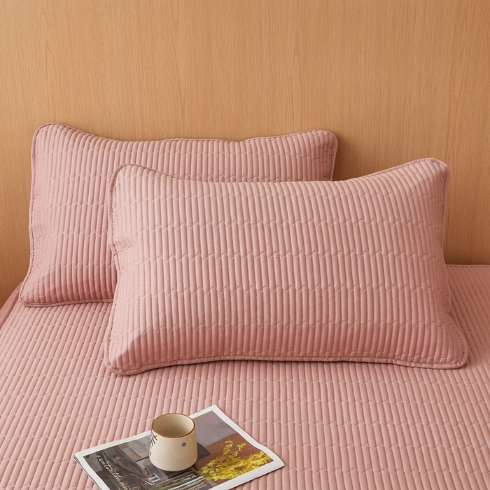 91家纺网 家纺一手货源 找家纺 邵依家纺 2026新款良品夹棉防水床笠纯棉床笠夹棉床笠 良品-胭脂红