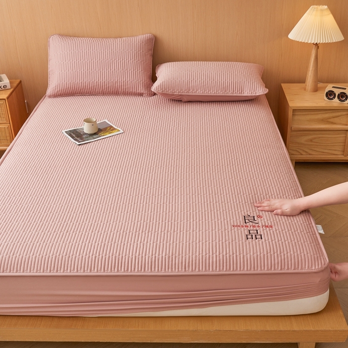 91家纺网 家纺一手货源 找家纺 邵依家纺 2026新款良品夹棉防水床笠纯棉床笠夹棉床笠 良品-胭脂红