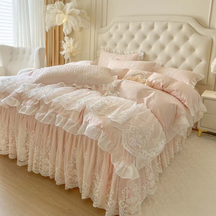 91家纺网 家纺一手货源 找家纺 （总）恋尚 2026新款木凉淳浪漫蕾丝床裙三件套-米朵（控价115起）