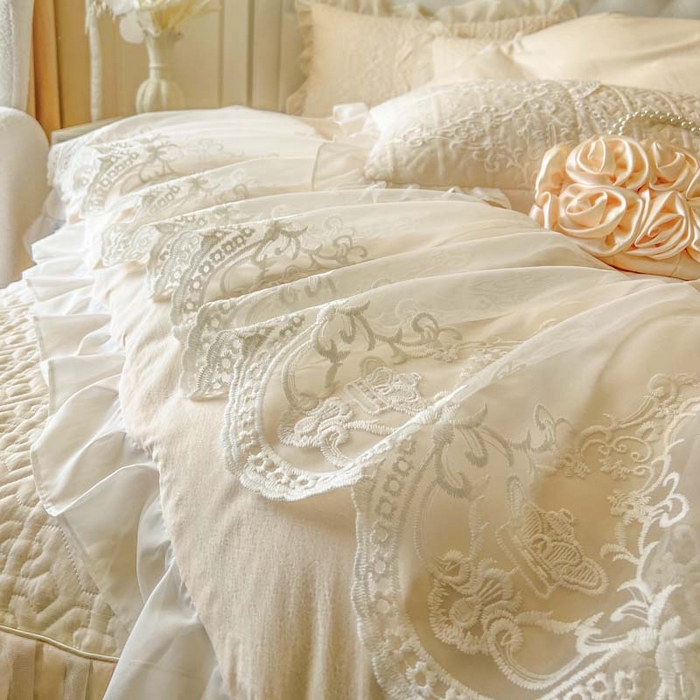 91家纺网 家纺一手货源 找家纺 恋尚 2026新款木凉淳浪漫蕾丝床裙三件套-米朵（控价115起） 米朵-米黄