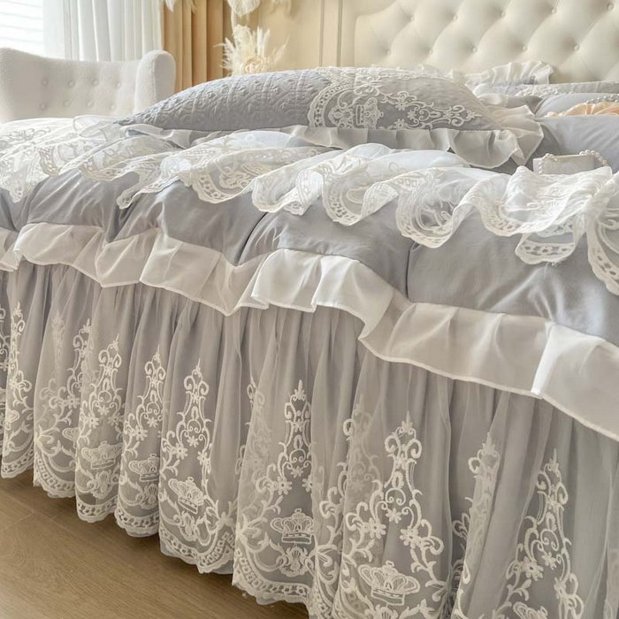 91家纺网 家纺一手货源 找家纺 恋尚 2026新款木凉淳浪漫蕾丝床裙三件套-米朵（控价115起） 米朵-浅灰