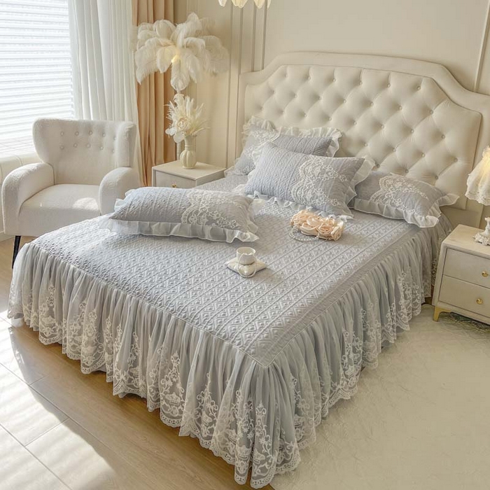 91家纺网 家纺一手货源 找家纺 恋尚 2026新款木凉淳浪漫蕾丝床裙三件套-米朵（控价115起） 米朵-浅灰