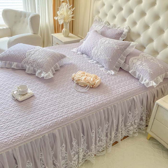 91家纺网 家纺一手货源 找家纺 恋尚 2026新款木凉淳浪漫蕾丝床裙三件套-米朵（控价115起） 米朵-香芋紫