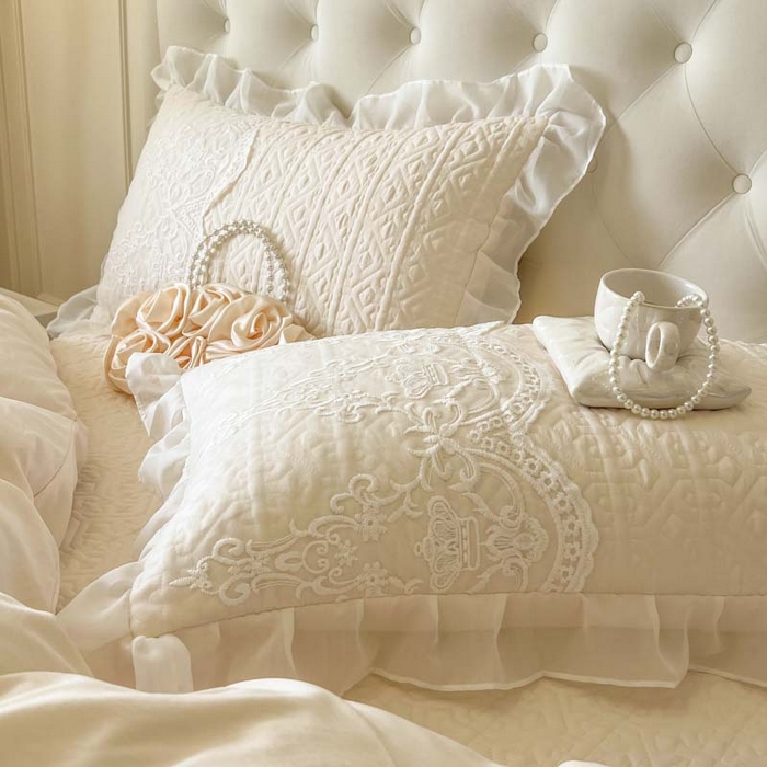 91家纺网 家纺一手货源 找家纺 恋尚 2026新款木凉淳浪漫蕾丝床裙四件套-米朵(控价220起） 米朵-米黄