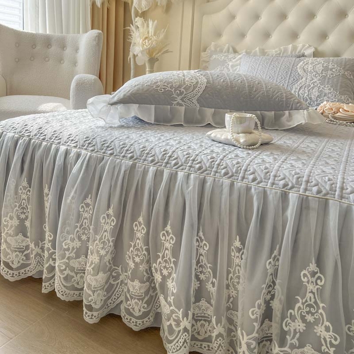 91家纺网 家纺一手货源 找家纺 恋尚 2026新款木凉淳浪漫蕾丝床裙四件套-米朵(控价220起） 米朵-浅灰