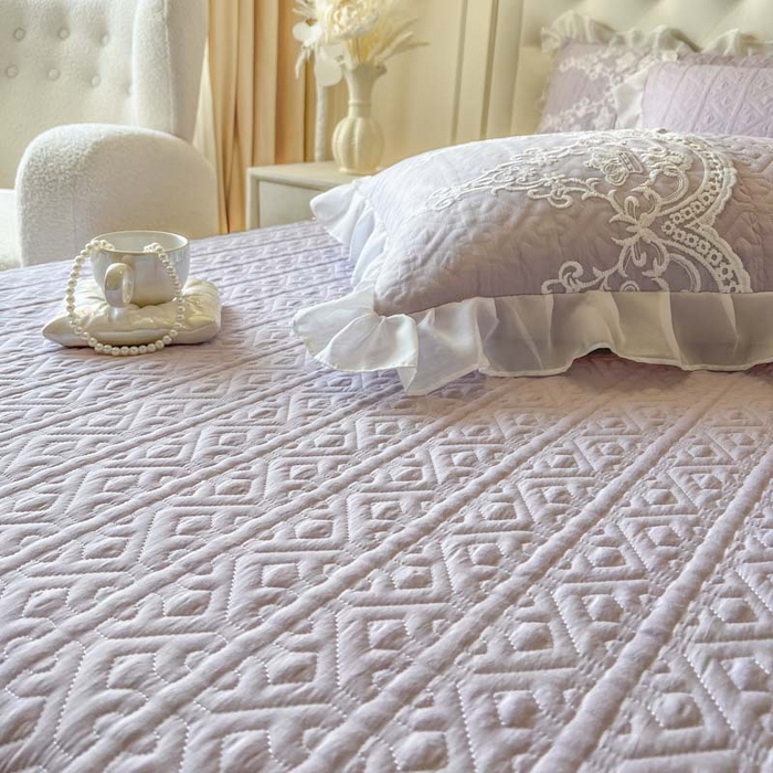 91家纺网 家纺一手货源 找家纺 恋尚 2026新款木凉淳浪漫蕾丝床裙四件套-米朵(控价220起） 米朵-香芋紫