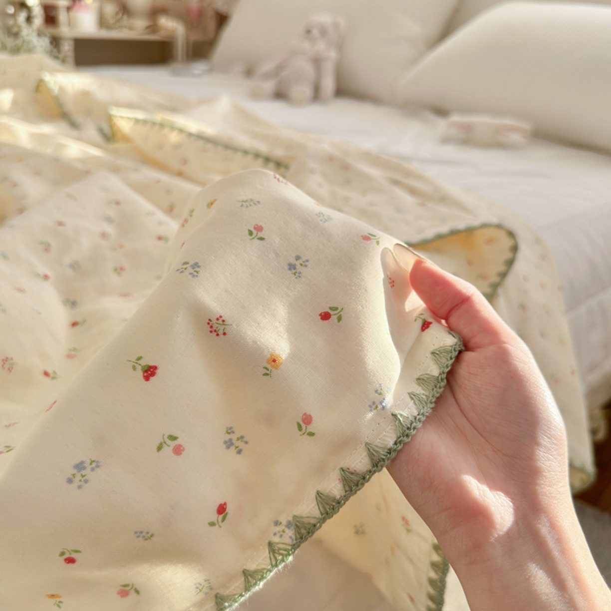 91家纺网 家纺一手货源 找家纺 暖阳 2026新款全棉纯棉双层纱夏季毯盖毯毯子 蝶扑衣