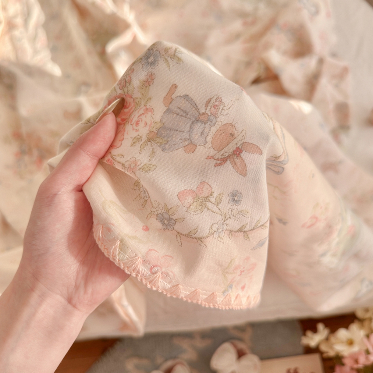 91家纺网 家纺一手货源 找家纺 暖阳 2026新款全棉纯棉双层纱夏季毯盖毯毯子 花境布偶