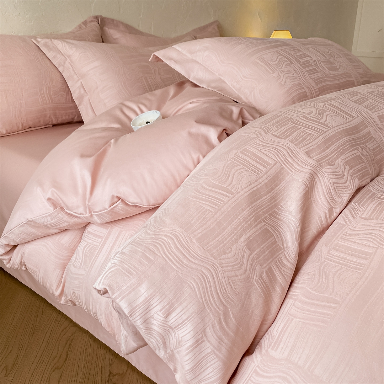 91家纺网 家纺一手货源 找家纺 （总）笙意家纺 2026新款A版60浮雕提花B版40全棉四件套