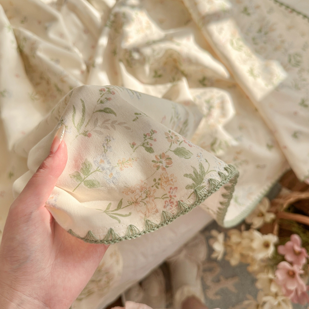 91家纺网 家纺一手货源 找家纺 暖阳 2026新款全棉纯棉双层纱夏季毯盖毯毯子 绿姿