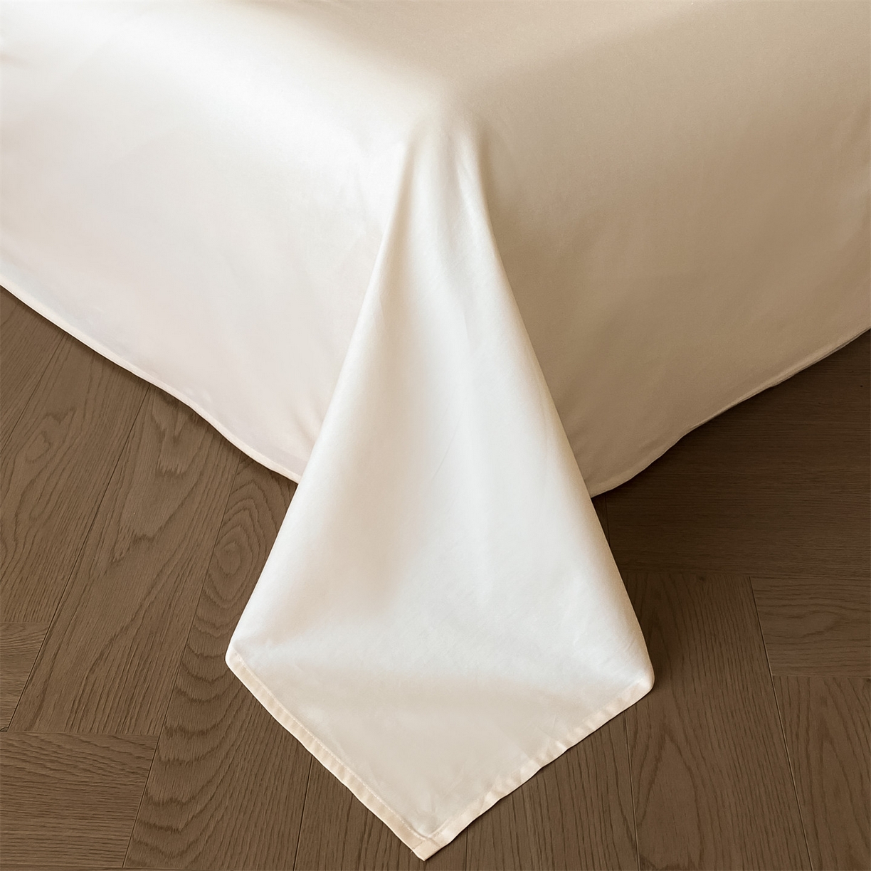 91家纺网 家纺一手货源 找家纺 笙意家纺 2026新款A版60浮雕提花B版40全棉四件套 佐冉-米白