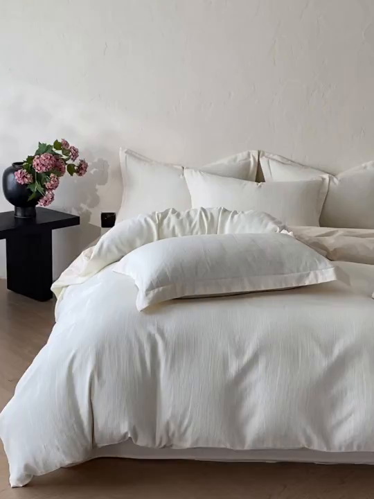 91家纺网 家纺一手货源 找家纺 笙意家纺 2026新款A版60浮雕提花B版40全棉四件套 佐冉-米白