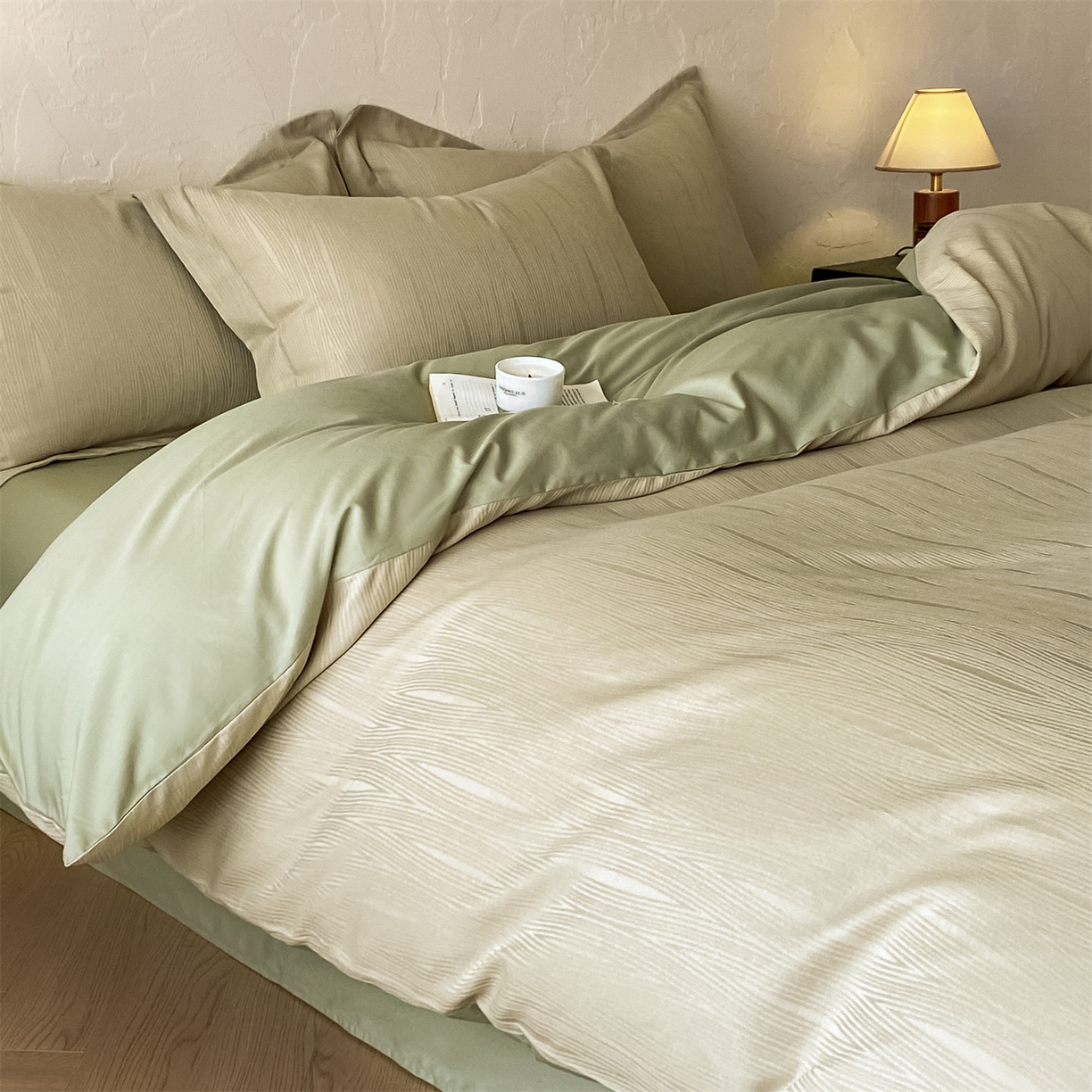 91家纺网 家纺一手货源 找家纺 笙意家纺 2026新款A版60浮雕提花B版40全棉四件套 佐冉-浅茶色