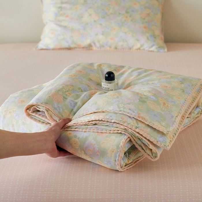 91家纺网 家纺一手货源 找家纺 暖阳 2026新款全棉贝壳边棉花夏被夏凉被空调被 栀子花语