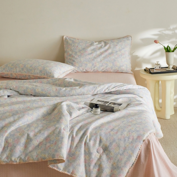 91家纺网 家纺一手货源 找家纺 暖阳 2026新款全棉贝壳边棉花夏被夏凉被空调被 蓝铃