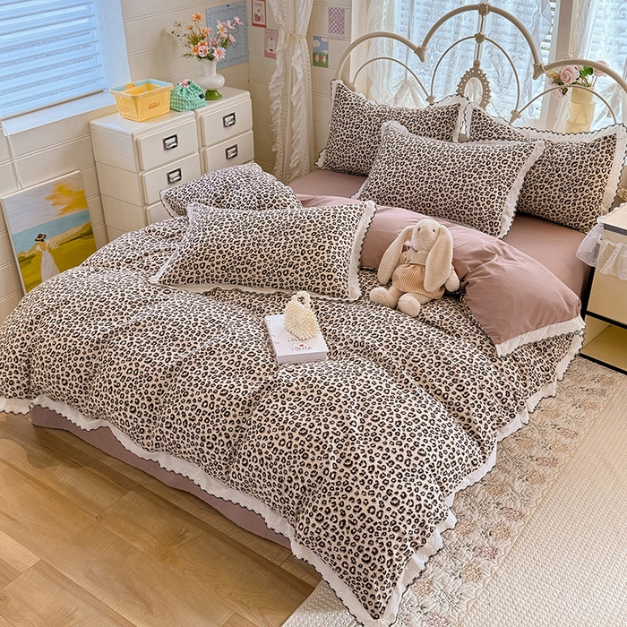 91家纺网 家纺一手货源 找家纺 莉莉安家纺 2026新款古法水洗云感棉印花四件套 古法-豹纹