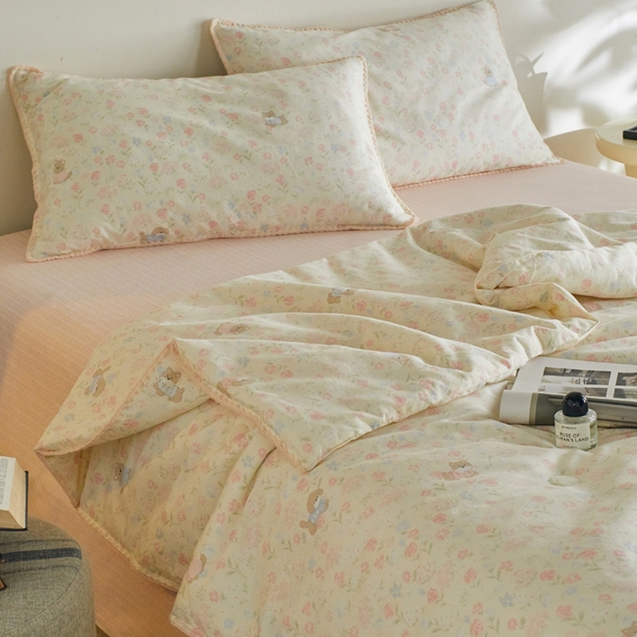 91家纺网 家纺一手货源 找家纺 暖阳 2026新款全棉贝壳边棉花夏被夏凉被空调被 花丛萌宠