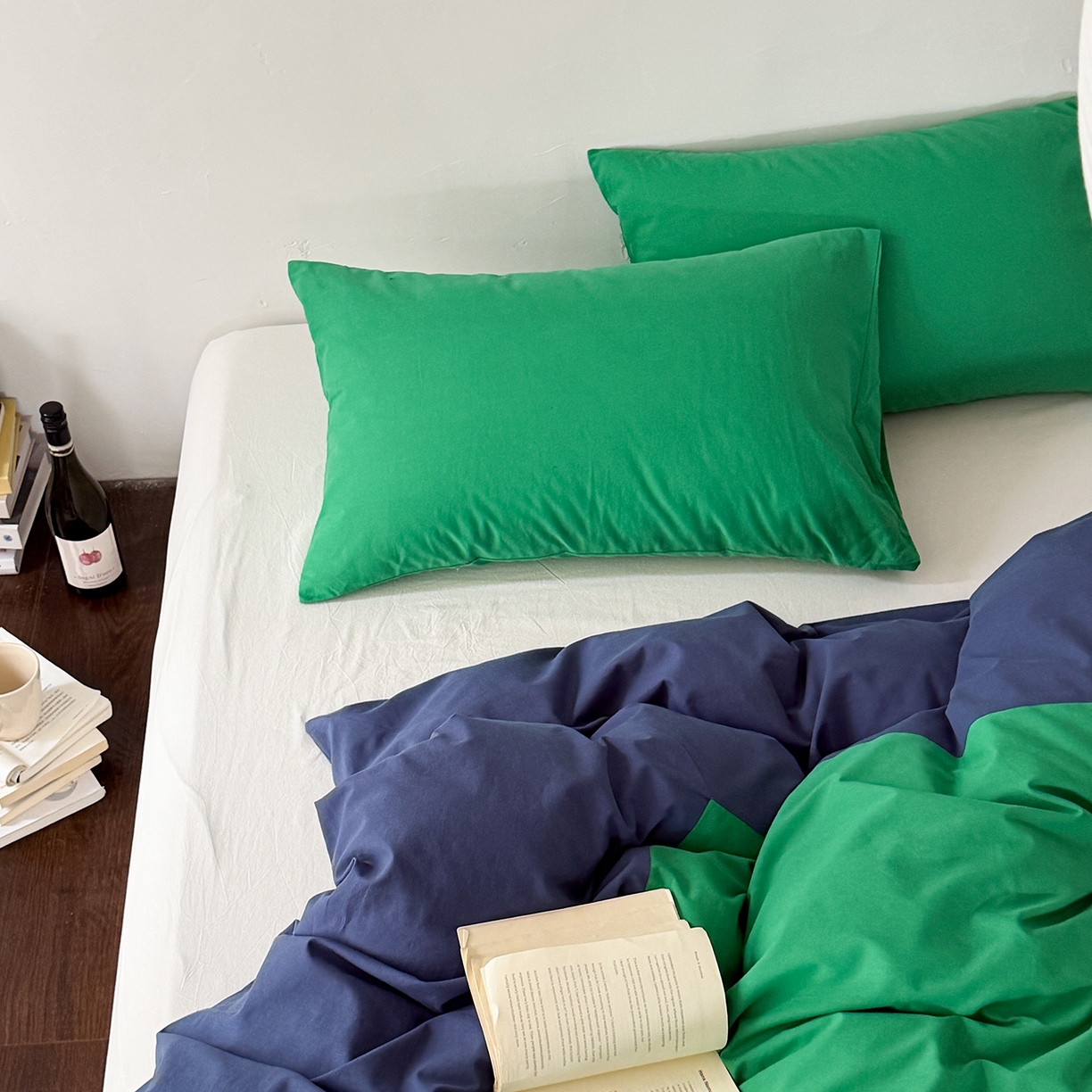 91家纺网 家纺一手货源 找家纺 小春日和 2026新款设计师款纯色拼角纯棉四件套全棉简约风被套纯色床单加大被套1.8床笠无印风四件套 曼彻斯特