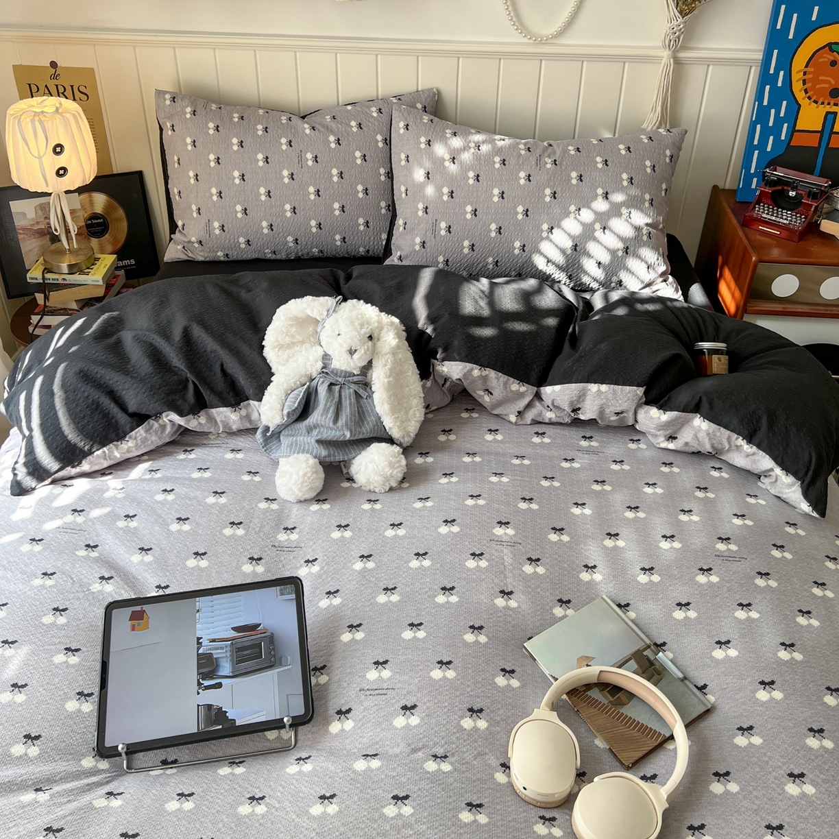 91家纺网 家纺一手货源 找家纺 水木坊 2026春夏新款高品质泡芙普通款四件套 灰樱桃